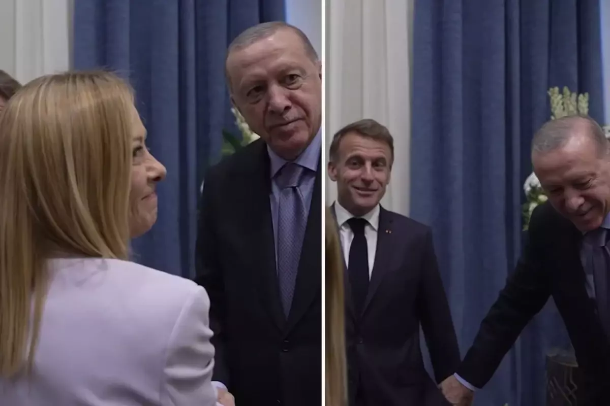 erdogan ile meloni arasinda zirveye damga vuran diyalog sigarayi biraktirmam lazim hCY1efcj.jpg