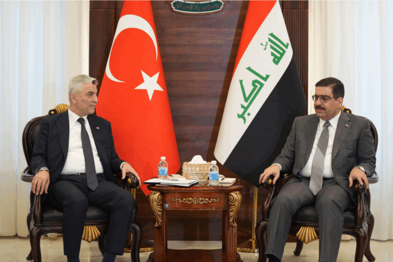 irak ticaret bakani etir davud selmandan turk patronlara yatirim cagrisi RuO1vrZa.png