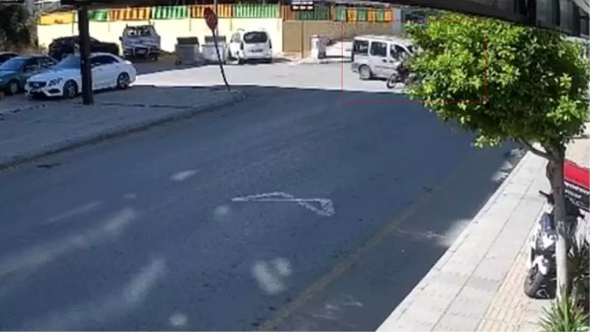 mersinde motosiklet kazasi 2si cocuk 4 yarali v2sFPsFW.jpg