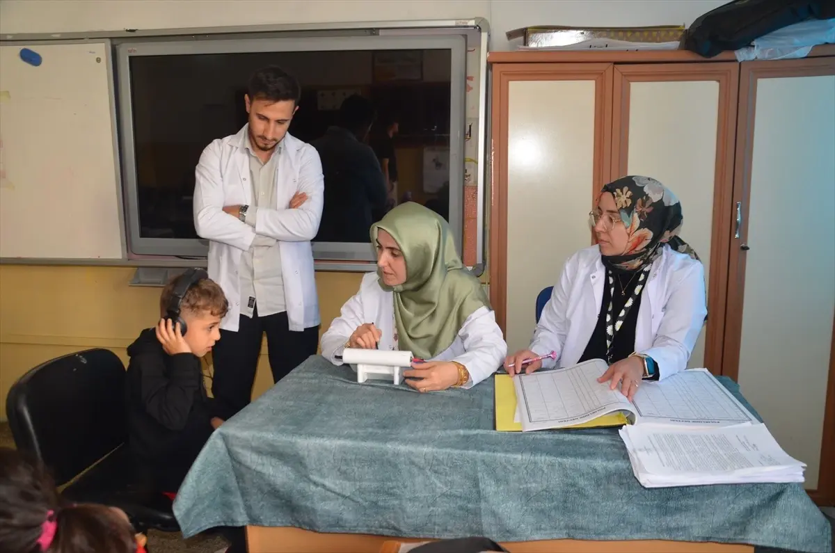 Muş’ta Öğrencilere İşitme Testi Uygulanıyor musta ogrencilere isitme testi uygulaniyor leiY1Bn3.jpg