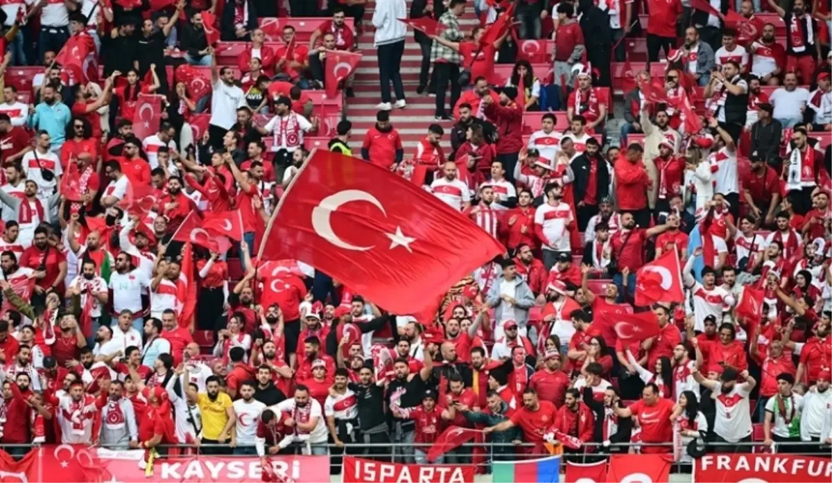 turkiye gurcistan maci kac bilet satildi mac geliri ne kadar turkiye gurcistan mac bilet fiyatlari ne kadardi KX6BQxUK.jpg