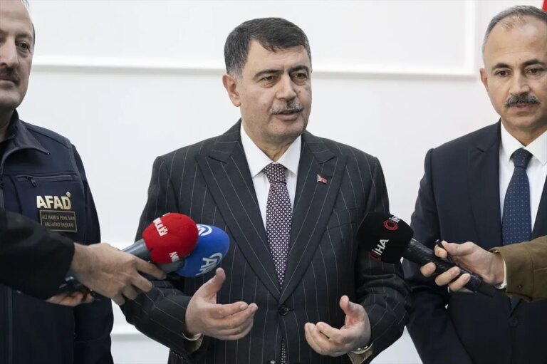 ankaradaki okullarda gazze icin duzenlenen kermesten elde edilen gelir afada bagislandi bYeIhvXO.jpg