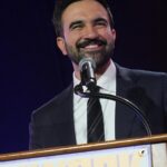 new yorkta devrim gibi secim trumpin kabusu oldu musluman sosyalist ve gocmen belediye baskani zohran mamdani kim BiOQ1xPP.jpg