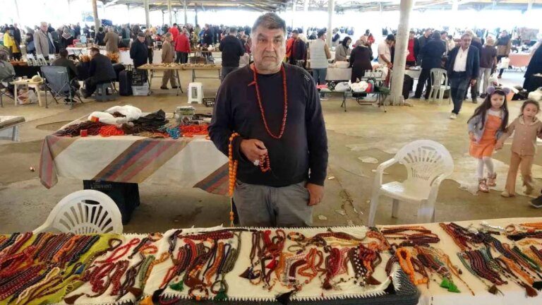 tespih mutlulugun ve huzurun sembolu xnDWMtKR.jpg