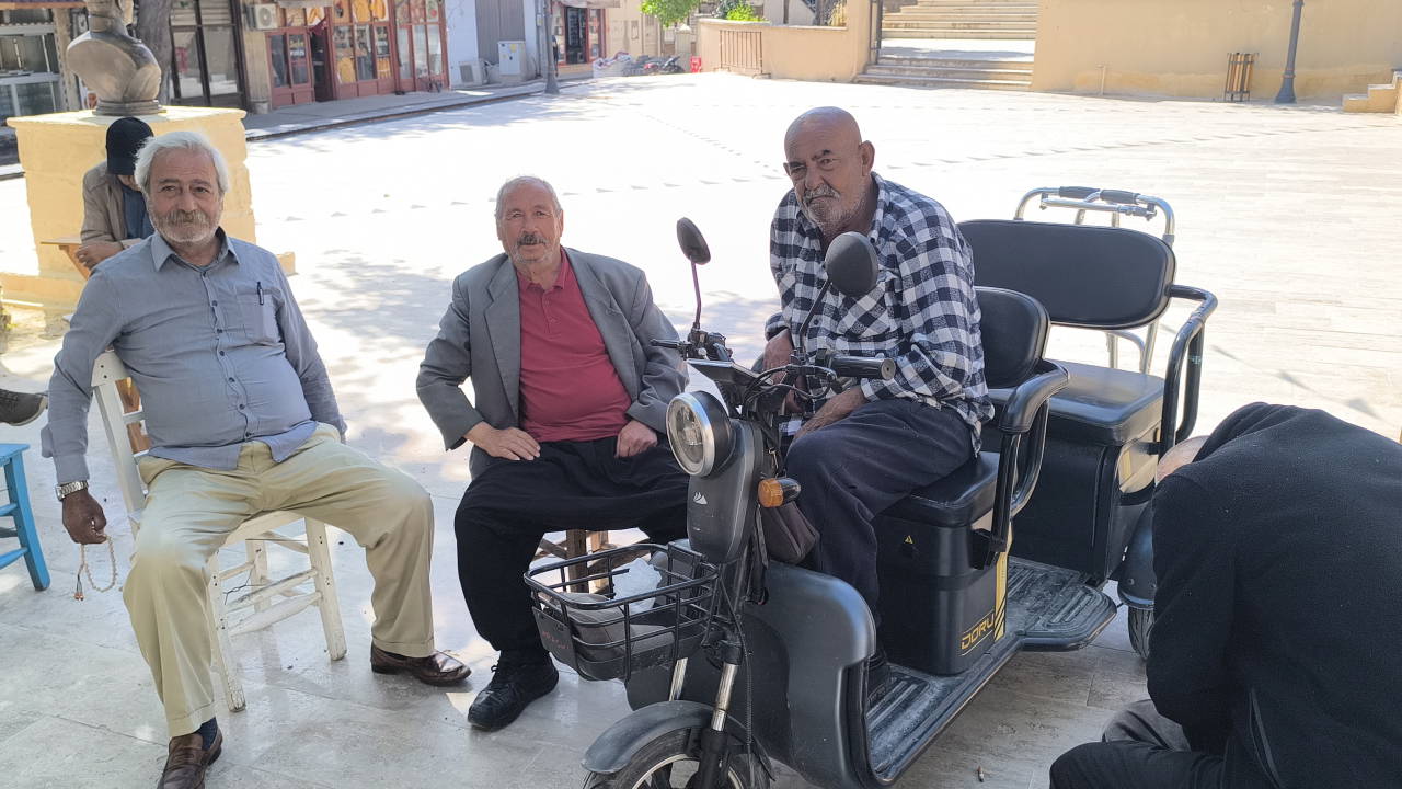 Geçim Derdiyle Boğuşan Adanalılar: “Kebap Kokluyoruz, Yiyemiyoruz”