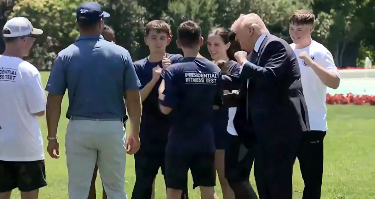 Trump, Dans Hocalığına Adım Attı: Beyaz Saray’da Eğlenceli Anlar